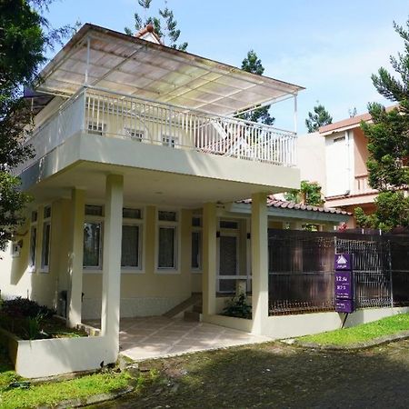 Diyar Villas Puncak R7-3 Екстер'єр фото