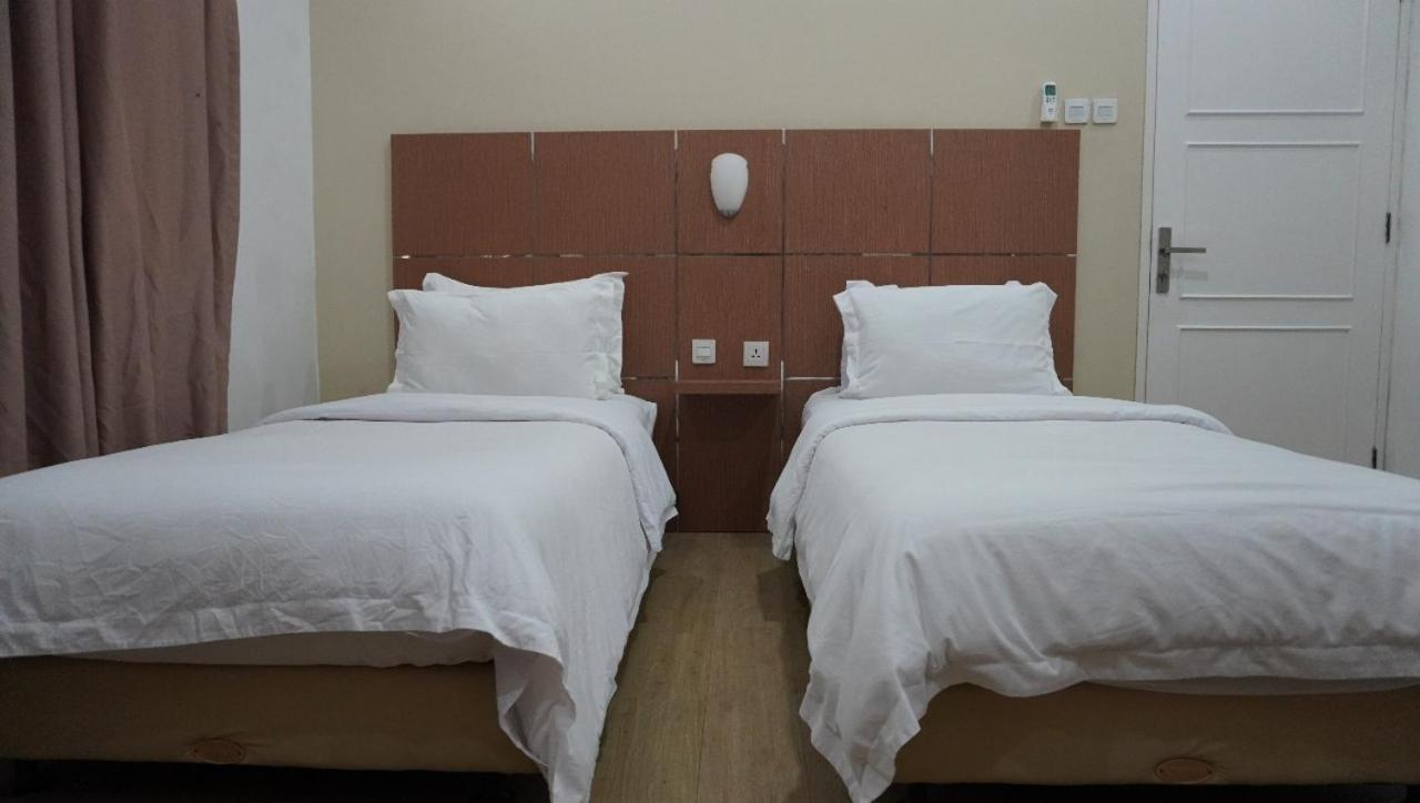 Diyar Villas Puncak R7-3 Екстер'єр фото